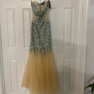 La femme prom dress